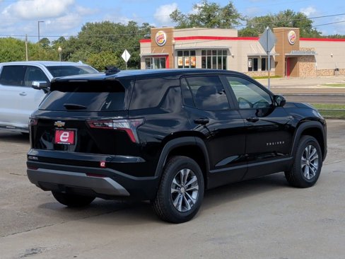 New 2026 Chevrolet Equinox LT w/ Convenience Package II image 8