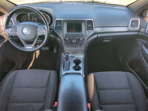 Used 2021 Jeep Grand Cherokee Laredo image 14