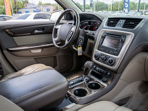 Used 2014 GMC Acadia Denali image 22