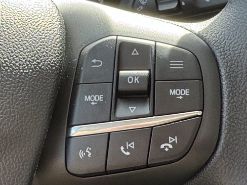 New 2025 Ford Maverick XLT image 16
