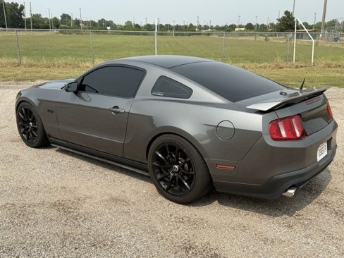 Used 2012 Ford Mustang GT Premium w/ Security Pkg image 3
