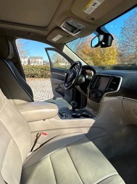 Used 2015 Jeep Grand Cherokee Overland image 15