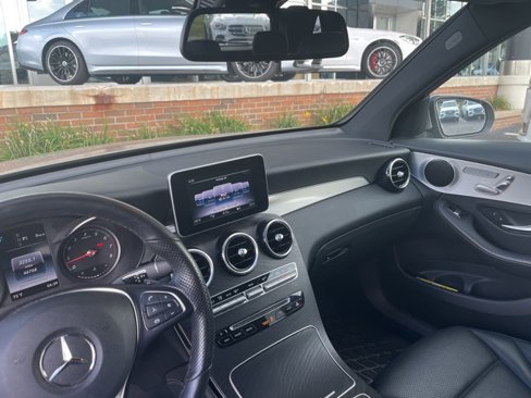 Certified 2019 Mercedes-Benz GLC 300 4MATIC image 5