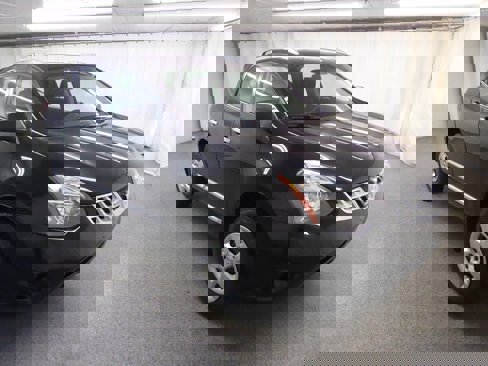 Used 2014 Nissan Rogue S w/ Convenience Package image 1