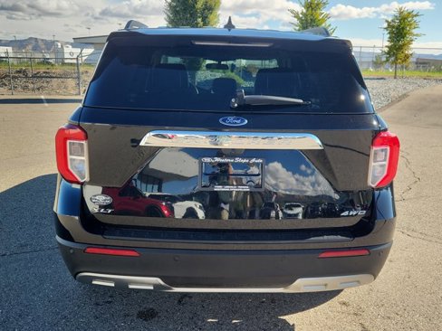 Certified 2023 Ford Explorer XLT w/ Equipment Group 202A image 4
