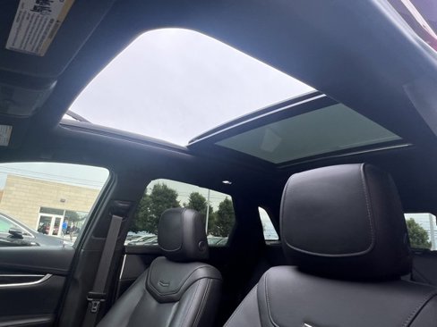 Used 2021 Cadillac XT5 Premium Luxury image 19