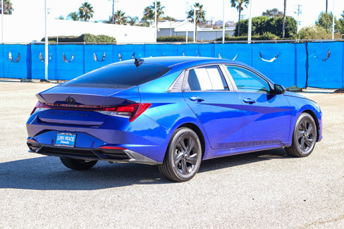 Used 2022 Hyundai Elantra SEL w/ Convenience Package image 9