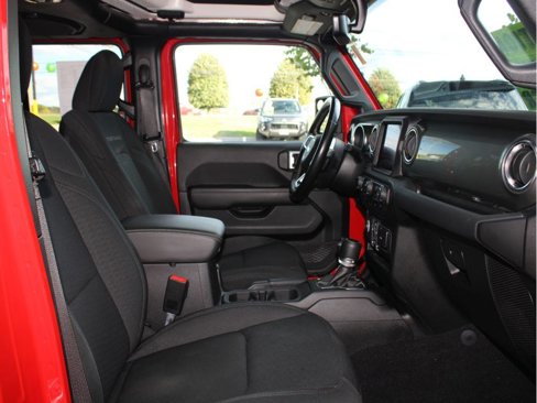 Used 2021 Jeep Gladiator Overland image 30