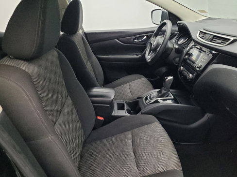 Used 2018 Nissan Rogue Sport SV image 21