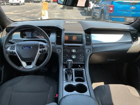 Used 2018 Ford Taurus SEL w/ Equipment Group 201A image 12