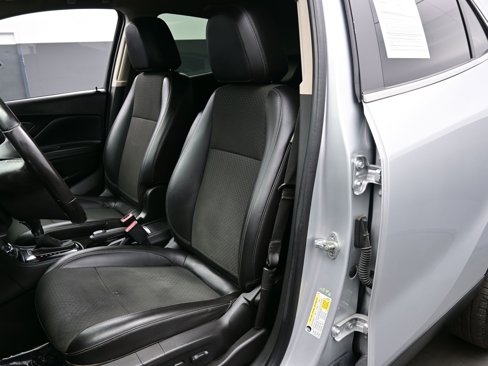 Used 2019 Buick Encore Preferred image 13