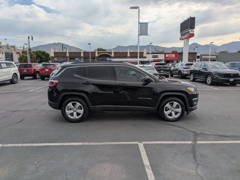 Used 2019 Jeep Compass Latitude w/ Popular Equipment Group image 2