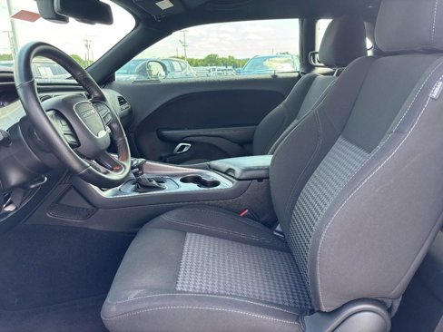 Used 2021 Dodge Challenger SXT w/ Blacktop Package image 14