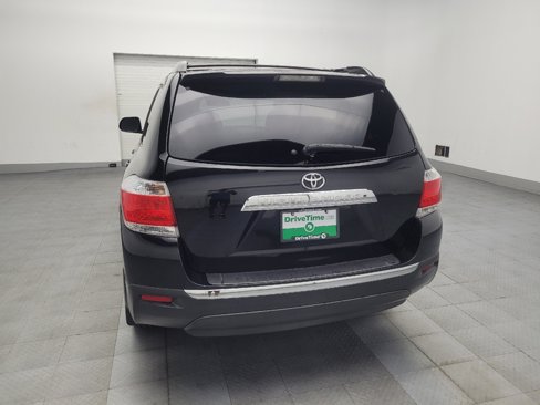 Used 2013 Toyota Highlander SE image 6