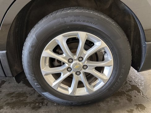 Used 2018 Chevrolet Equinox LT w/ Sun & Infotainment Package image 33