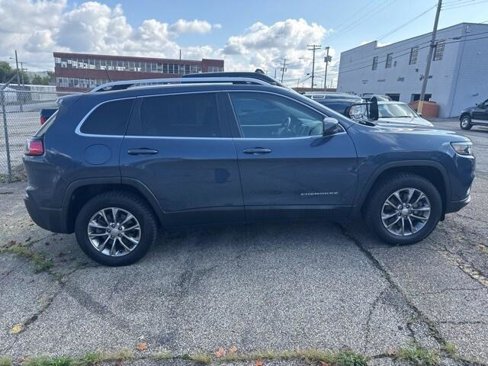 Certified 2020 Jeep Cherokee Latitude Plus w/ Cold Weather Group image 9