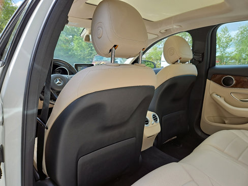Used 2016 Mercedes-Benz C 300 Sedan w/ Premium 1 Package image 21