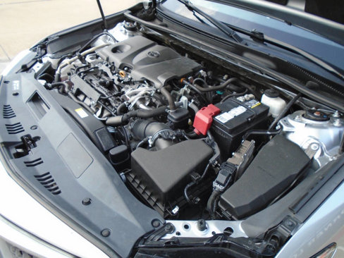 Used 2020 Toyota Camry SE image 19