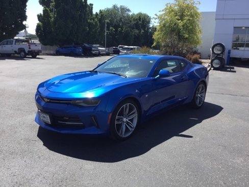 Used 2017 Chevrolet Camaro LT w/ RS Package image 8
