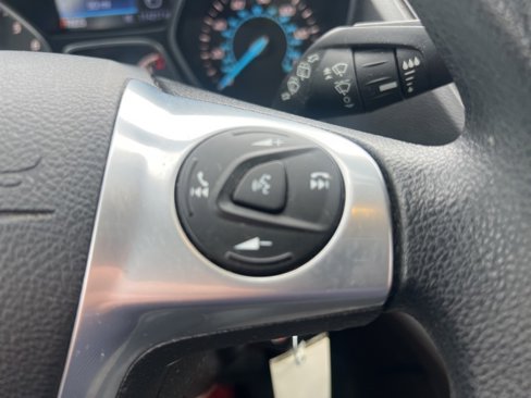 Used 2016 Ford Escape SE w/ Equipment Group 201A image 21