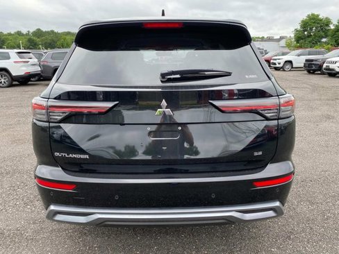 New 2025 Mitsubishi Outlander AWD image 4