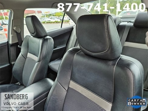 Used 2012 Toyota Camry image 12