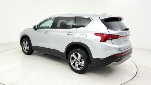 Used 2023 Hyundai Santa Fe SEL image 2