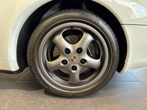 Used 1996 Porsche 911 Carrera image 9