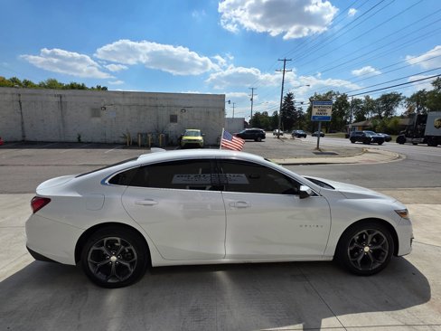 Used 2021 Chevrolet Malibu LT image 5