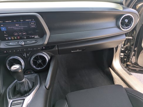 Used 2019 Chevrolet Camaro LT w/ Technology Package image 17