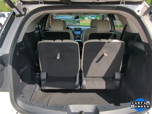 Used 2017 Ford Explorer Platinum image 32