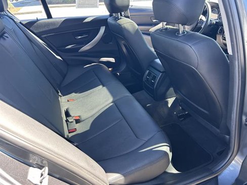 Used 2016 BMW 320i Sedan image 22