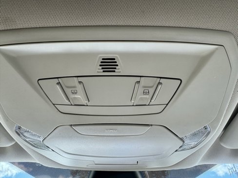 Used 2018 Ford Escape Titanium w/ Ford Safe & Smart Package image 37