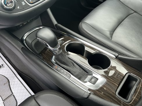 Used 2024 Chevrolet Malibu LT image 18