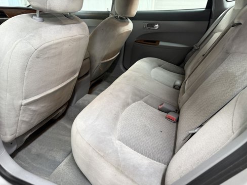 Used 2005 Buick LaCrosse CX image 20