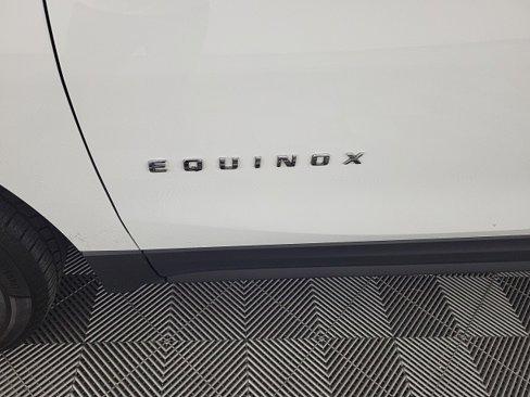 Used 2024 Chevrolet Equinox LT image 6
