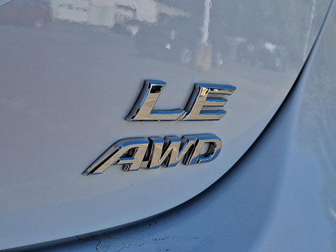 Certified 2022 Toyota Camry LE image 26