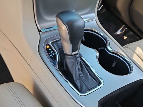 Used 2018 Jeep Grand Cherokee Limited w/ Luxury Group II image 31