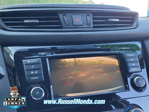 Used 2018 Nissan Rogue S image 19