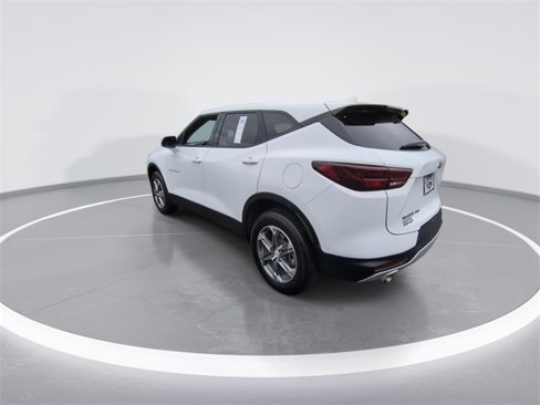 Used 2023 Chevrolet Blazer LT image 6