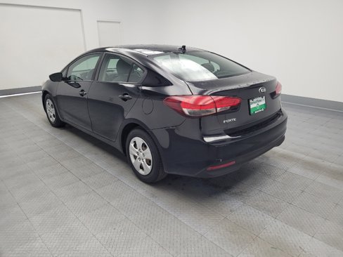 Used 2018 Kia Forte LX w/ LX Rear Camera Package image 5