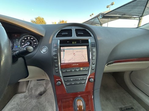 Used 2011 Lexus ES 350 image 20