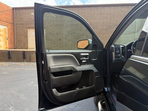 Used 2016 Chevrolet Silverado 1500 LTZ Z71 image 14