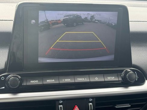Used 2022 Kia Forte LXS image 29