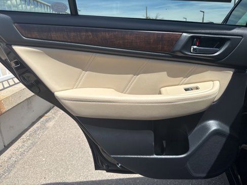 Used 2019 Subaru Outback 2.5i Limited image 18