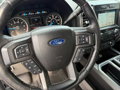 Used 2016 Ford F150 XLT w/ Equipment Group 302A Luxury image 17