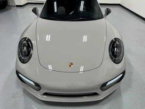 Used 2019 Porsche 911 Turbo S image 25