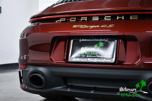 Used 2021 Porsche 911 Targa 4S Heritage Design image 12