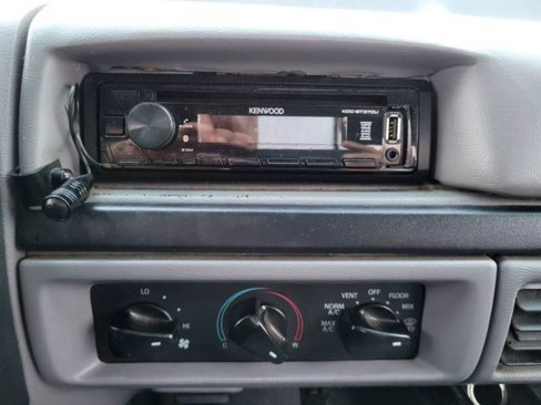 Used 1996 Ford F150 2WD Regular Cab image 28