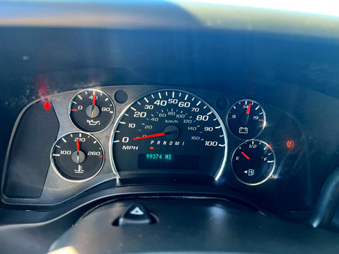 Used 2016 Chevrolet Express 2500 image 21